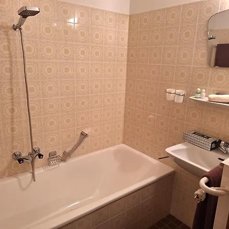 Διαμέρισμα Ruef *